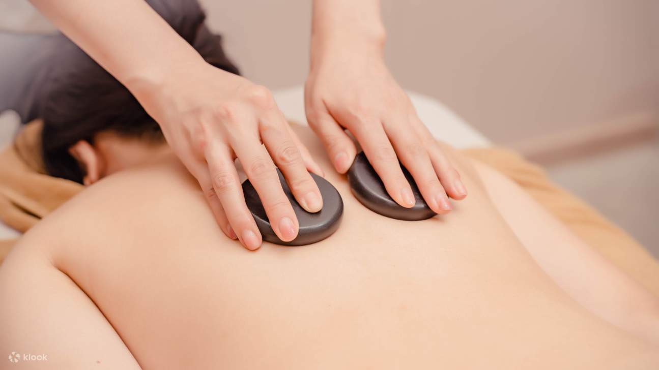 ホットストーンマッサージ